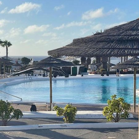 Precioso Rincon Entre El Mar Y Los Volcanes Costa Teguise Exterior photo